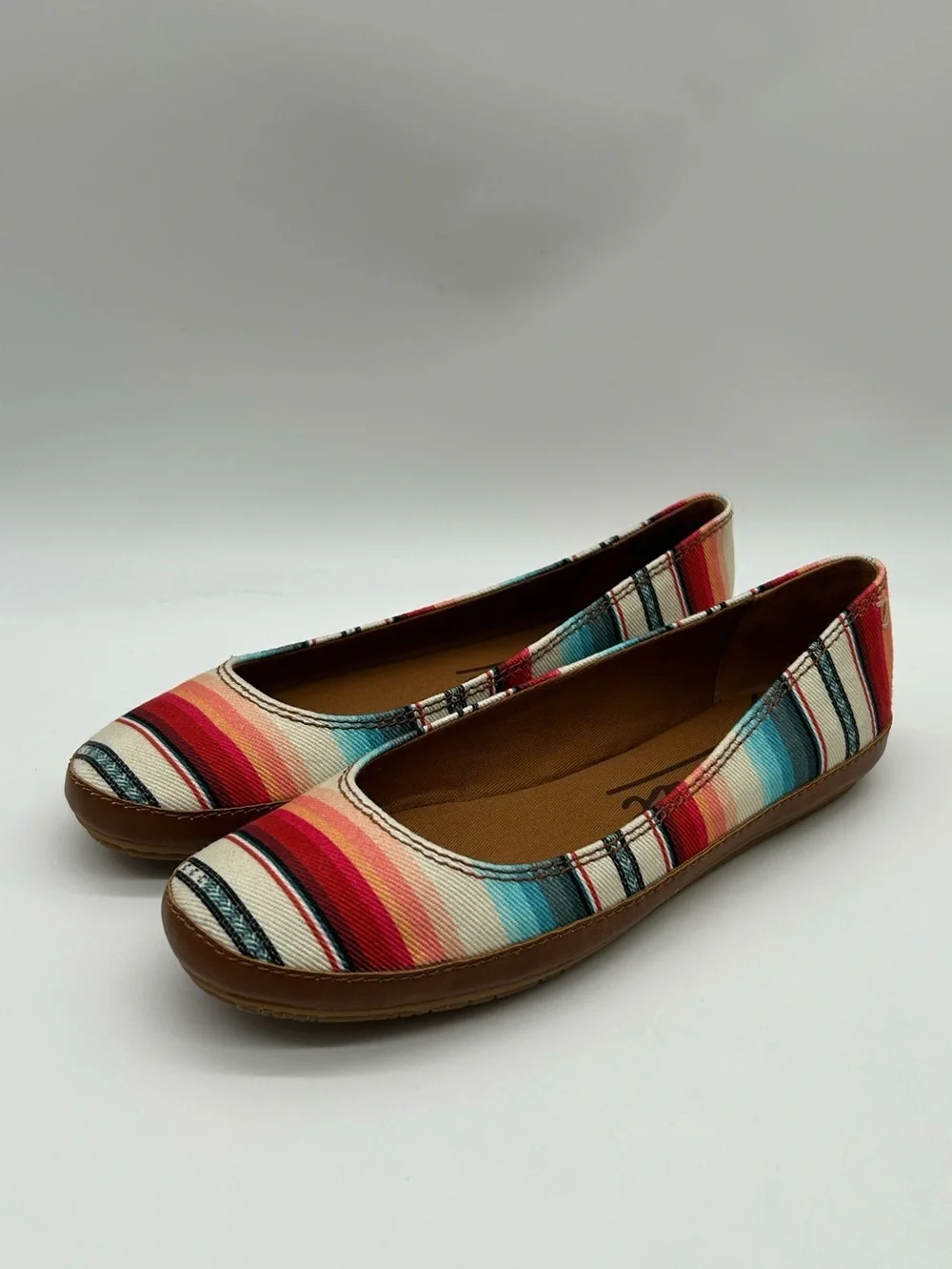 Zodiac Dawn Serape  Ballet Flats Women’s Size 6.5M Colorful Southwestern NWB
